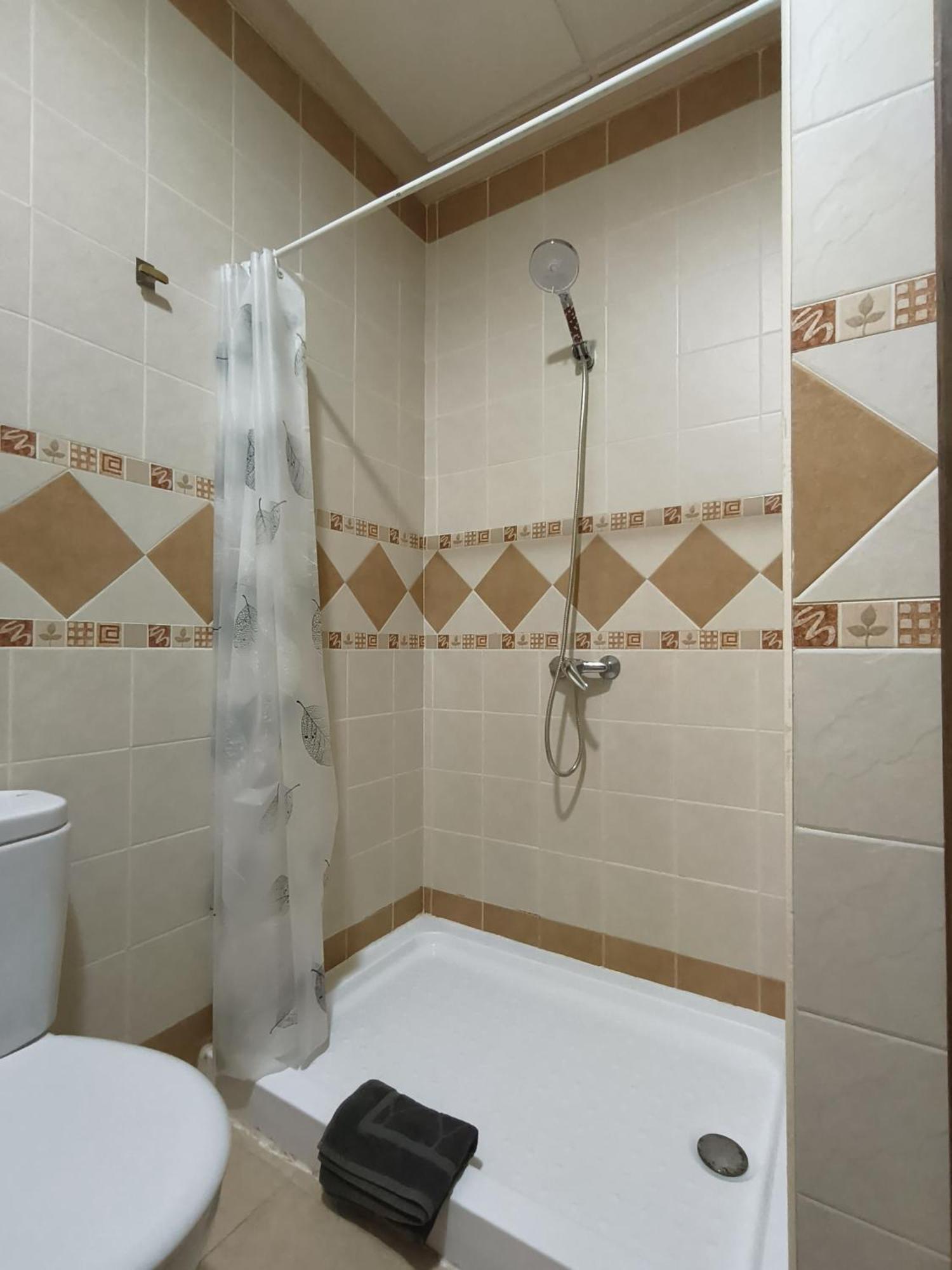 Albergue Las Moreras 莫内斯特里奥 外观 照片